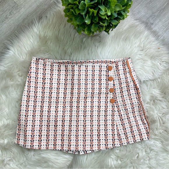 Tory Burch Pants - Tory Burch Logo Button Snap Skort